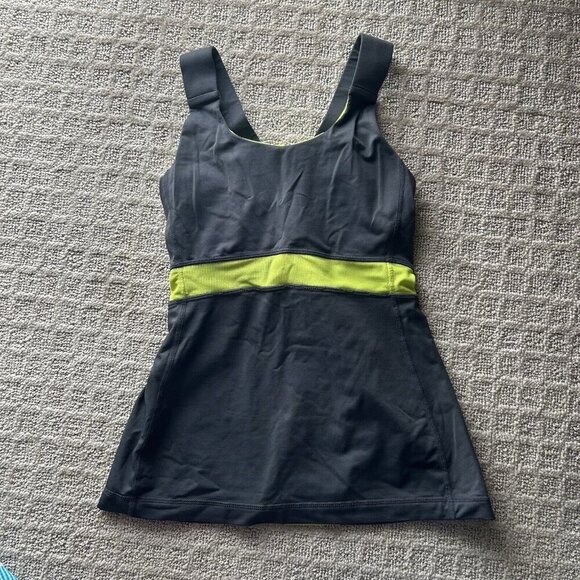 Lululemon Womens 4 Tank Top Built In Shelf Bra Charcoal Green Racerback - Picture 1 of 10